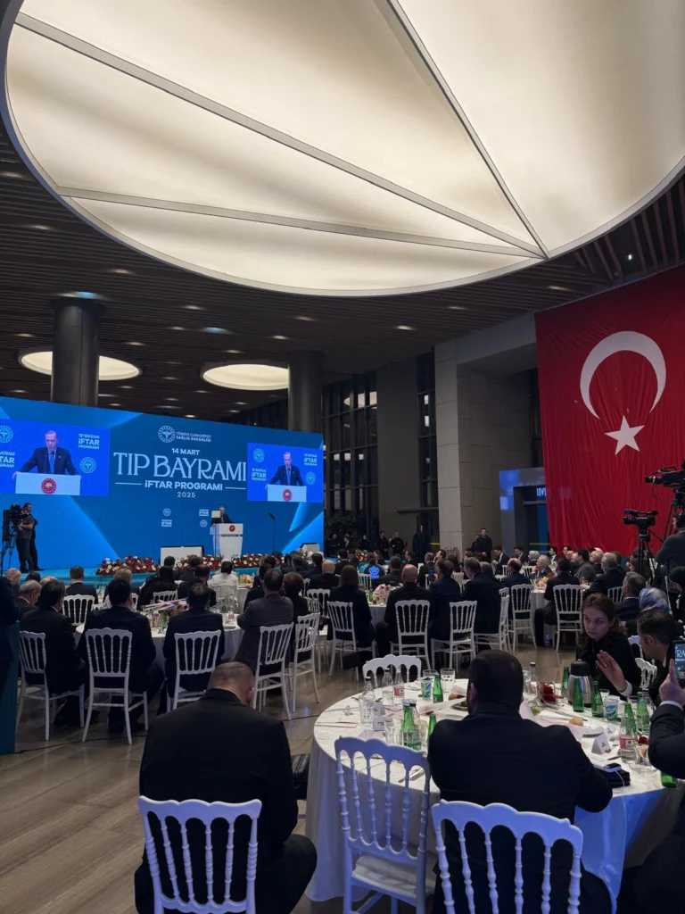 İki Yaka İnsan Kaynakları Galeri