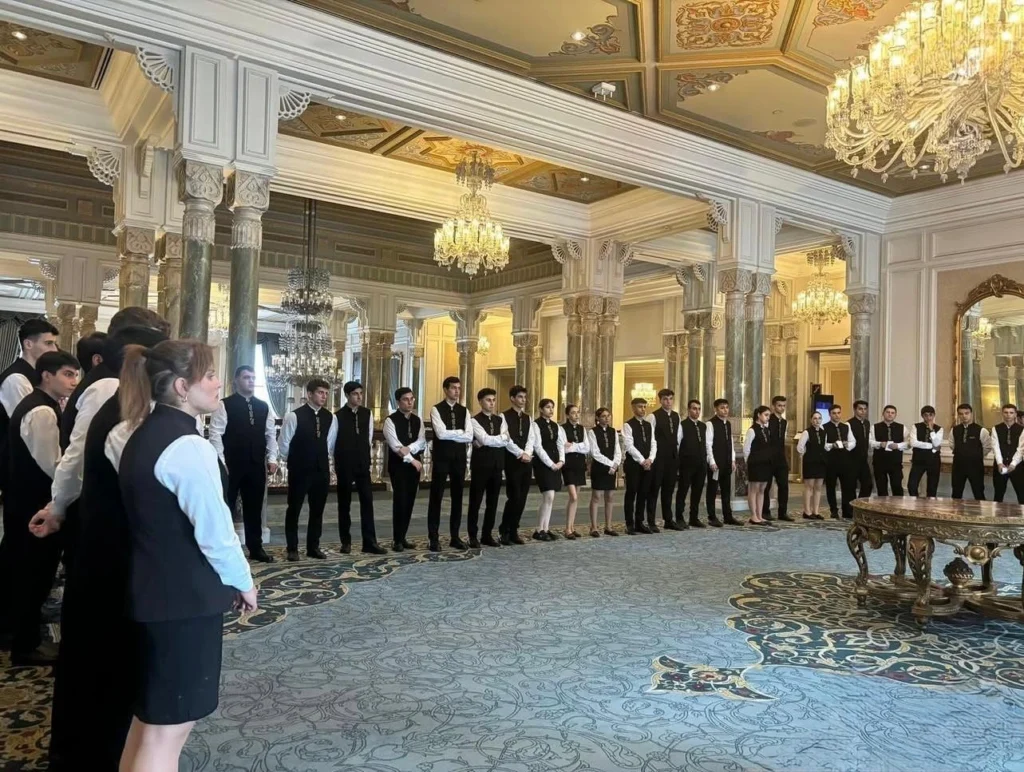 İki Yaka İnsan Kaynakları Galeri